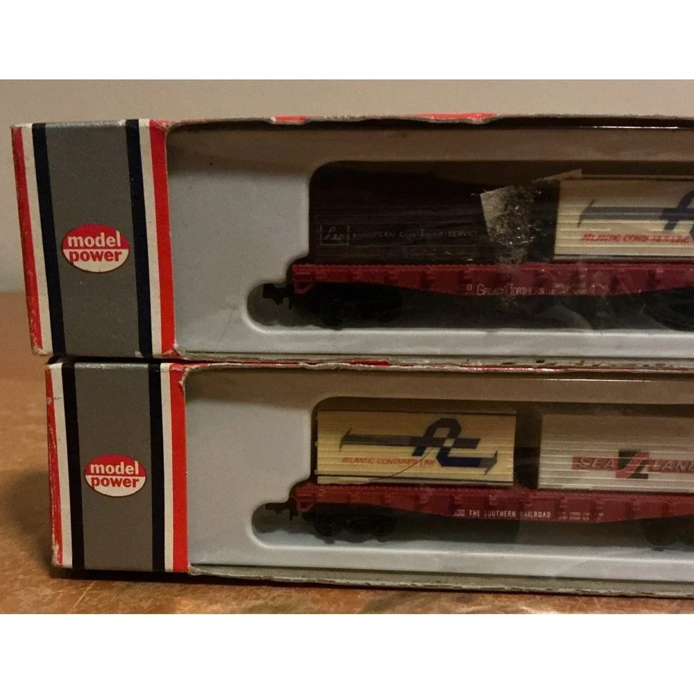 Lot Of 2 Model Power N‎ Scale Flat Cars With Containers, #2